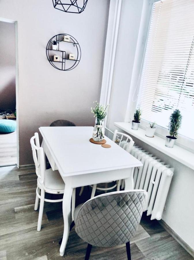 Apartman Domov Decin Exterior foto